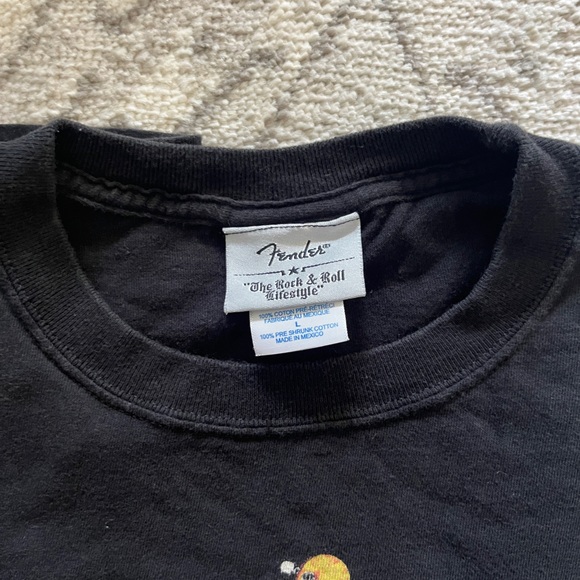 Vintage Fender T-shirt Men’s Large Graphic Guitar - Picture 9 of 9